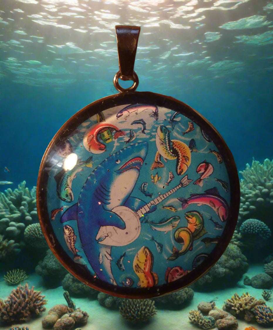 "Vann's Lagoon" Mark Vann tribute pendant charm